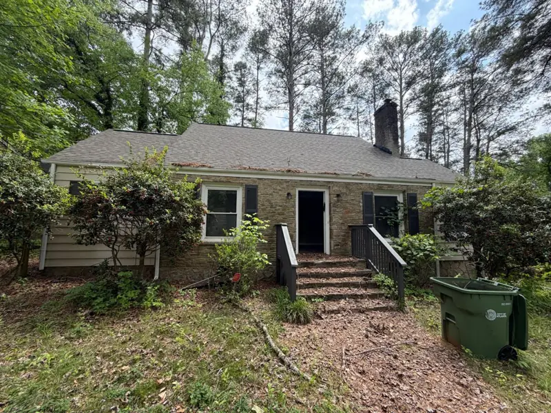 Front of the house at 2193 Glenhaven Cir, Decatur, GA 30032
